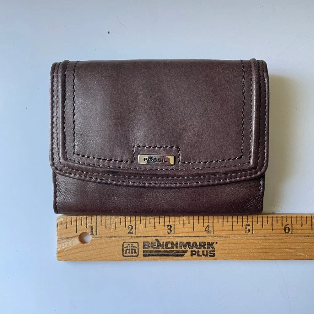Y2K Vintage FOSSIL Brown Genuine Leather Trifold Wallet Organizer Card Slot Coin - Picture 3 of 9